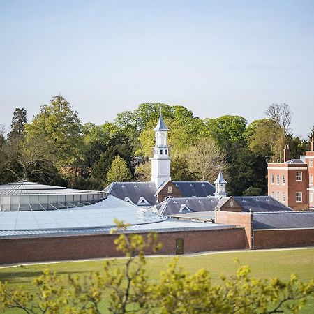 Hinxton Hall Hotel And Conference Centre ภายนอก รูปภาพ