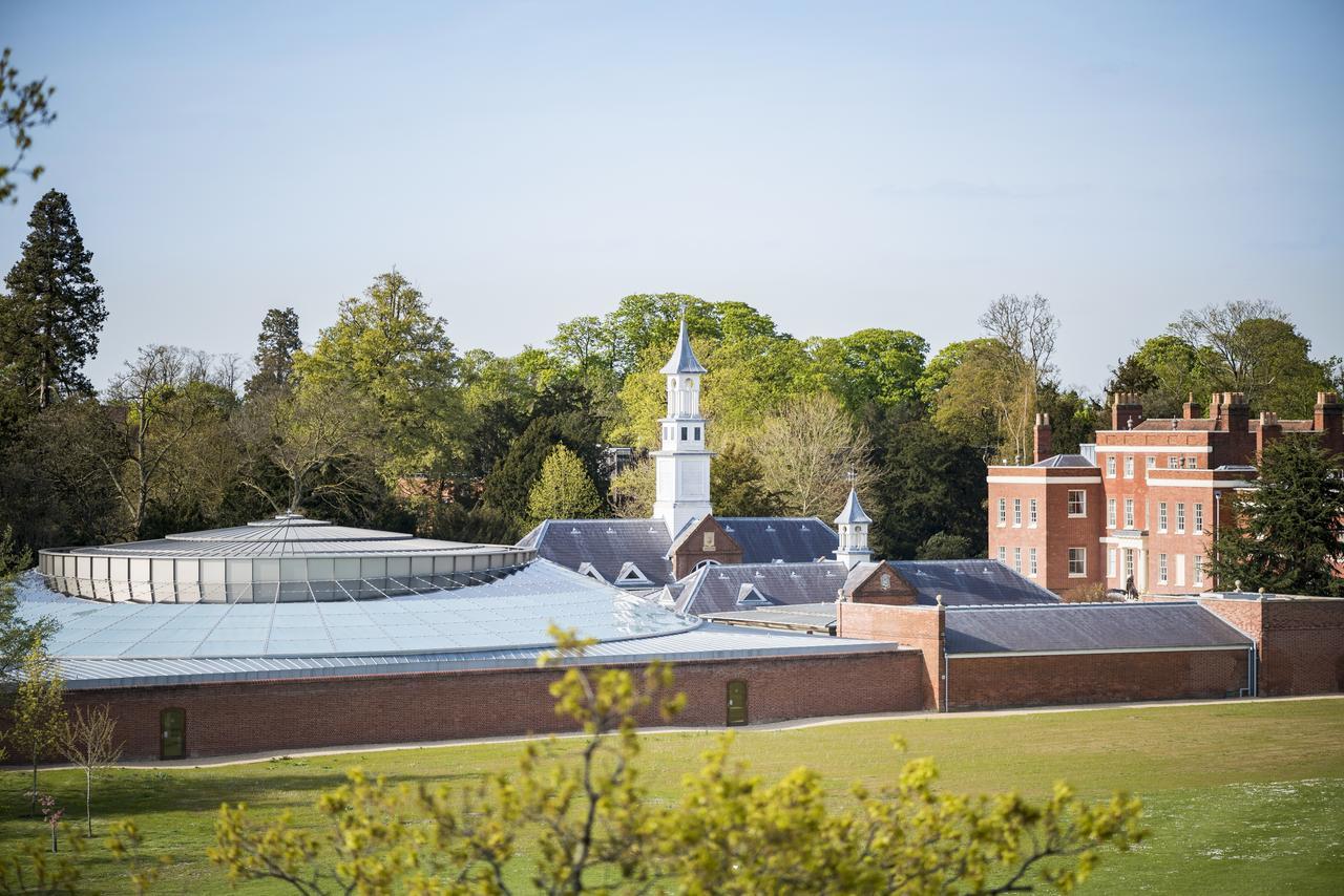 Hinxton Hall Hotel And Conference Centre ภายนอก รูปภาพ